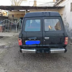 Toyota Land Cruiser 1992