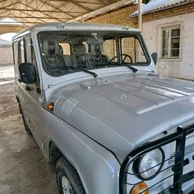 UAZ 469 1999