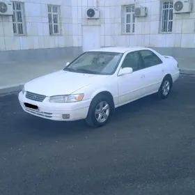Toyota Camry 1997
