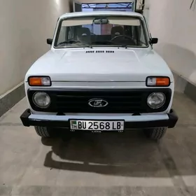 Lada Niva 2005