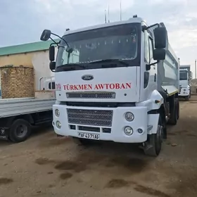 Ford Cargo 3535D 2014