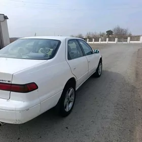 Toyota Camry 1999