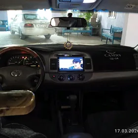 Toyota Camry 2003