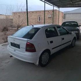 Opel Astra 2001
