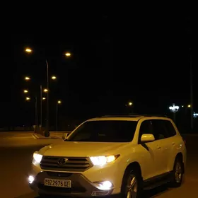 Toyota Highlander 2012