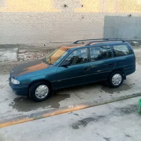 Opel Astra 1995