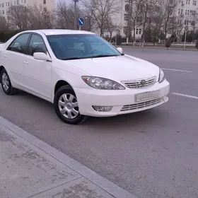 Toyota Camry 2003