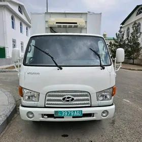 Hyundai H100 2013