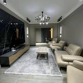 Gowdan W 3 komnat Full Jay