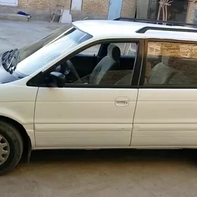 Mitsubishi Chariot 1993