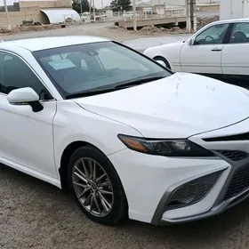 Toyota Camry 2023
