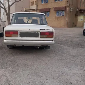 Lada 2107 1983