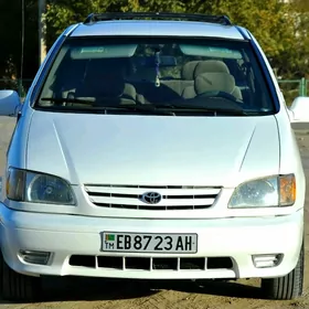 Toyota Sienna 2002