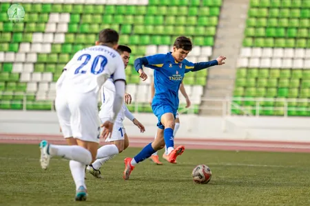 Elman Tagaýew «Nebitçä» geçdi: Türkmenistanyň çempionatynyň esasy transferleri