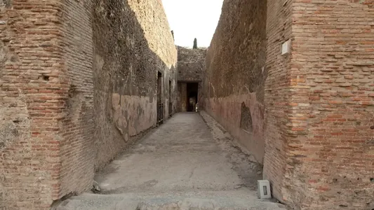 В Помпеях нашли выцарапанное на стене древнее признание в любви