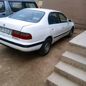 Toyota Corona 1995