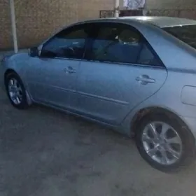 Toyota Camry 2005