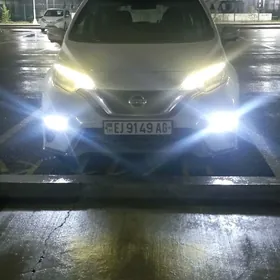 Nissan Versa Note 2016