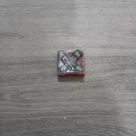 KrisdawinaBMW MERSEDES MAGAZYN