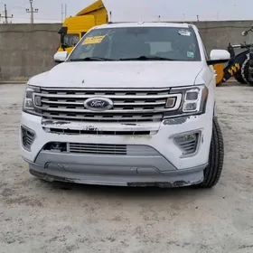 Ford Expedition 2021