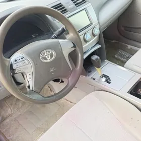 Toyota Camry 2010