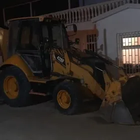 Caterpillar 120 Series 2013