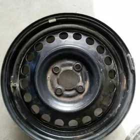 ✔Nissan Versa Diska 15lik ✔