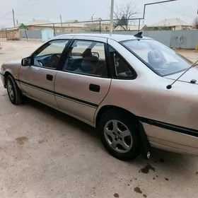 Opel Vectra 1990