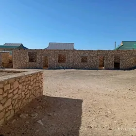 Akdaşda satlyk jaý