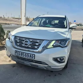 Nissan Pathfinder 2020