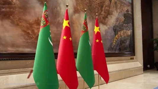 Гурбангулы Бердымухамедов прибыл с дружеским визитом в Китай