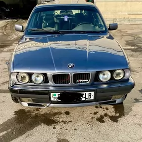 BMW 525 1992