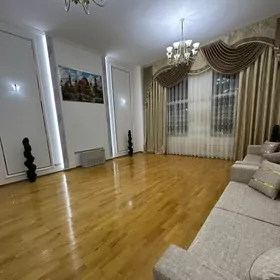 PADWOYSKI 8 ET 3 KOM