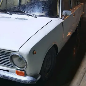 Lada 2104 1985