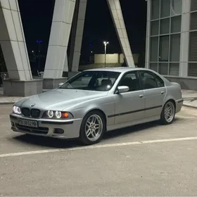 BMW E39 2002