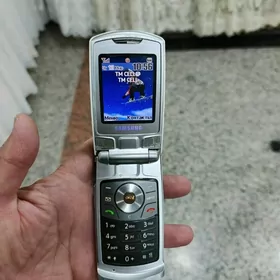 Samsung E 490 original prastoy