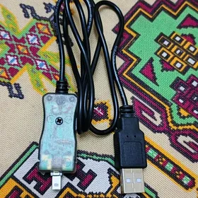 Vertu telefon USB zaryadnigi