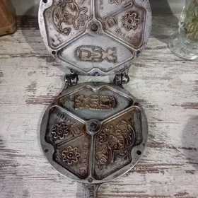 Посуда. Печенница. для сосулек