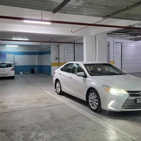 Toyota Camry 2015