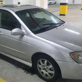 Kia Spectra5 2005