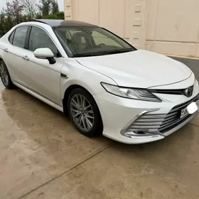 Toyota Camry 2022