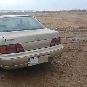 Toyota Camry 1992