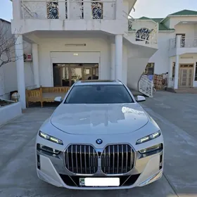 BMW 730 2012