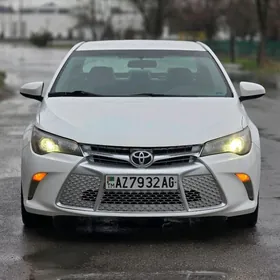 Toyota Camry 2015