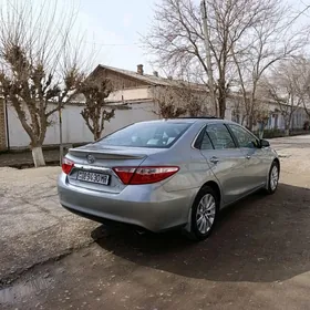Toyota Camry 2015