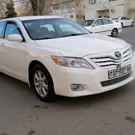 Toyota Camry 2010