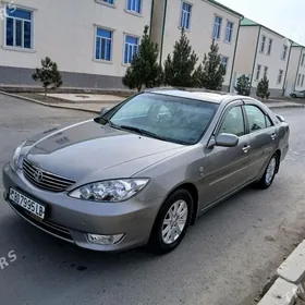 Toyota Camry 2005