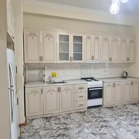 Arenda taze Gurtly 2kom