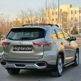 Toyota Highlander 2016