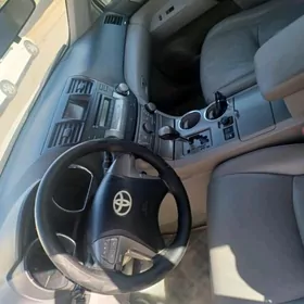 Toyota Highlander 2010